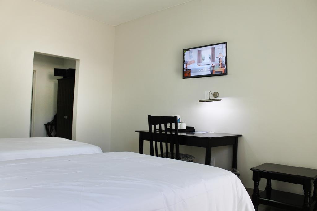 The George Hotel Manzini Buitenkant foto